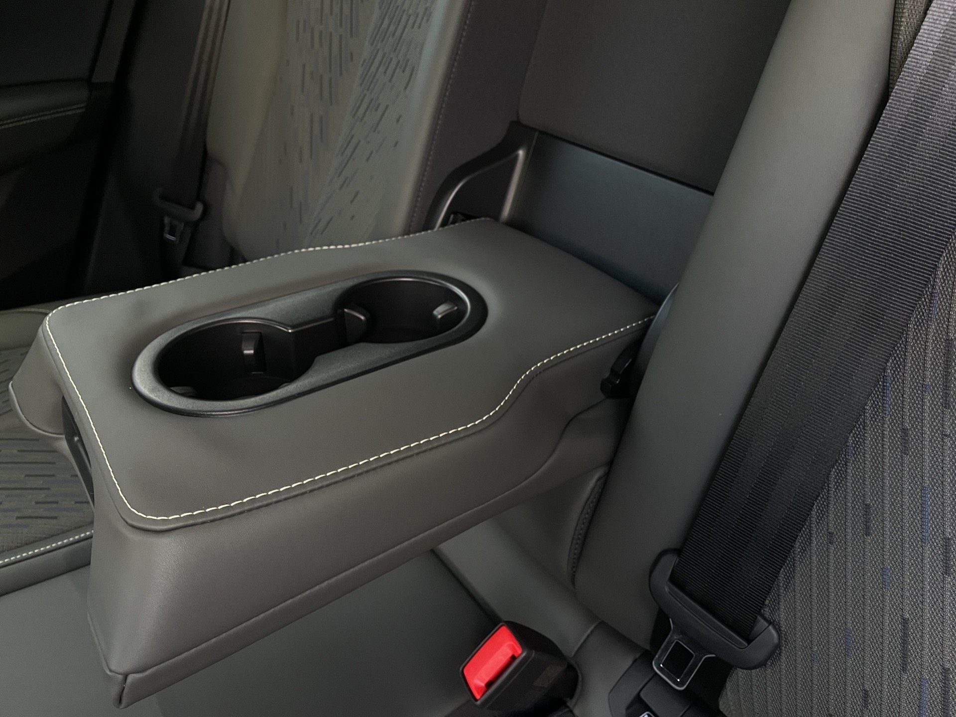 CUPRA Terramar 1.5 eTSI Prime Edition DSG-image-21