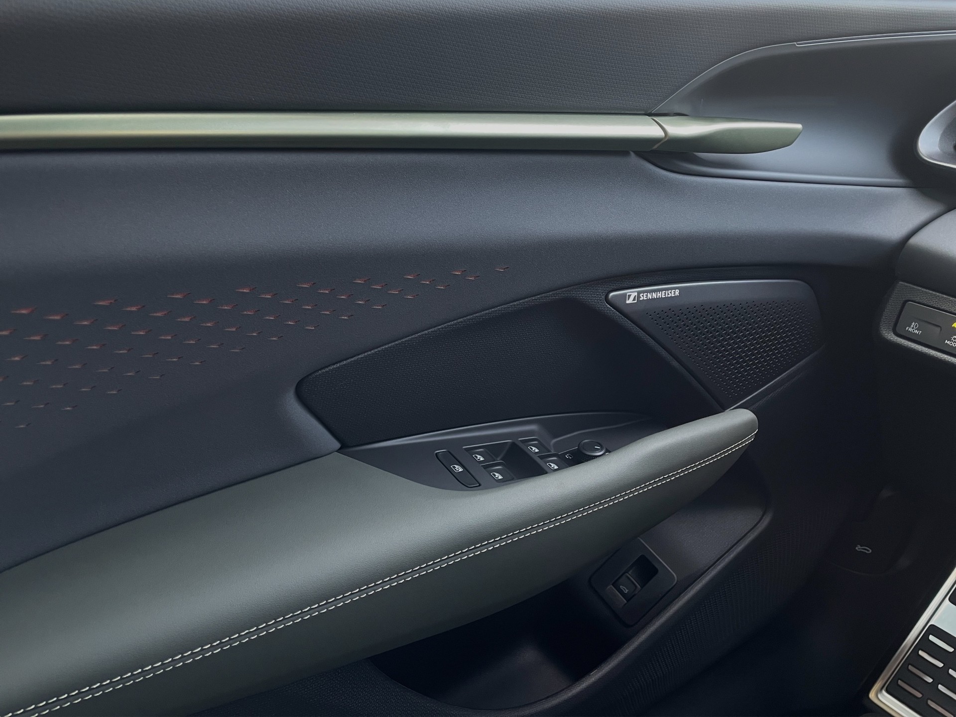 CUPRA Terramar 1.5 eTSI Prime Edition DSG-image-11