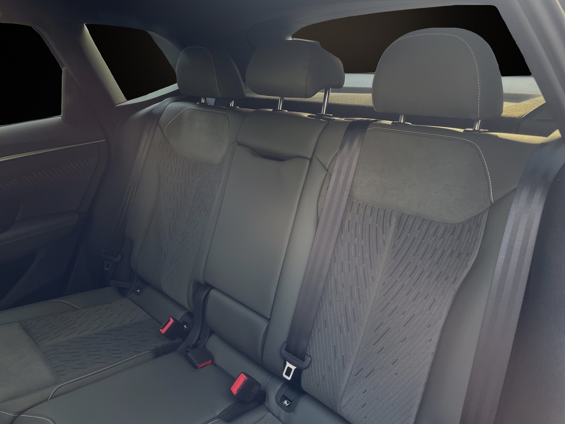 CUPRA Terramar 1.5 eTSI Prime Edition DSG-image-12