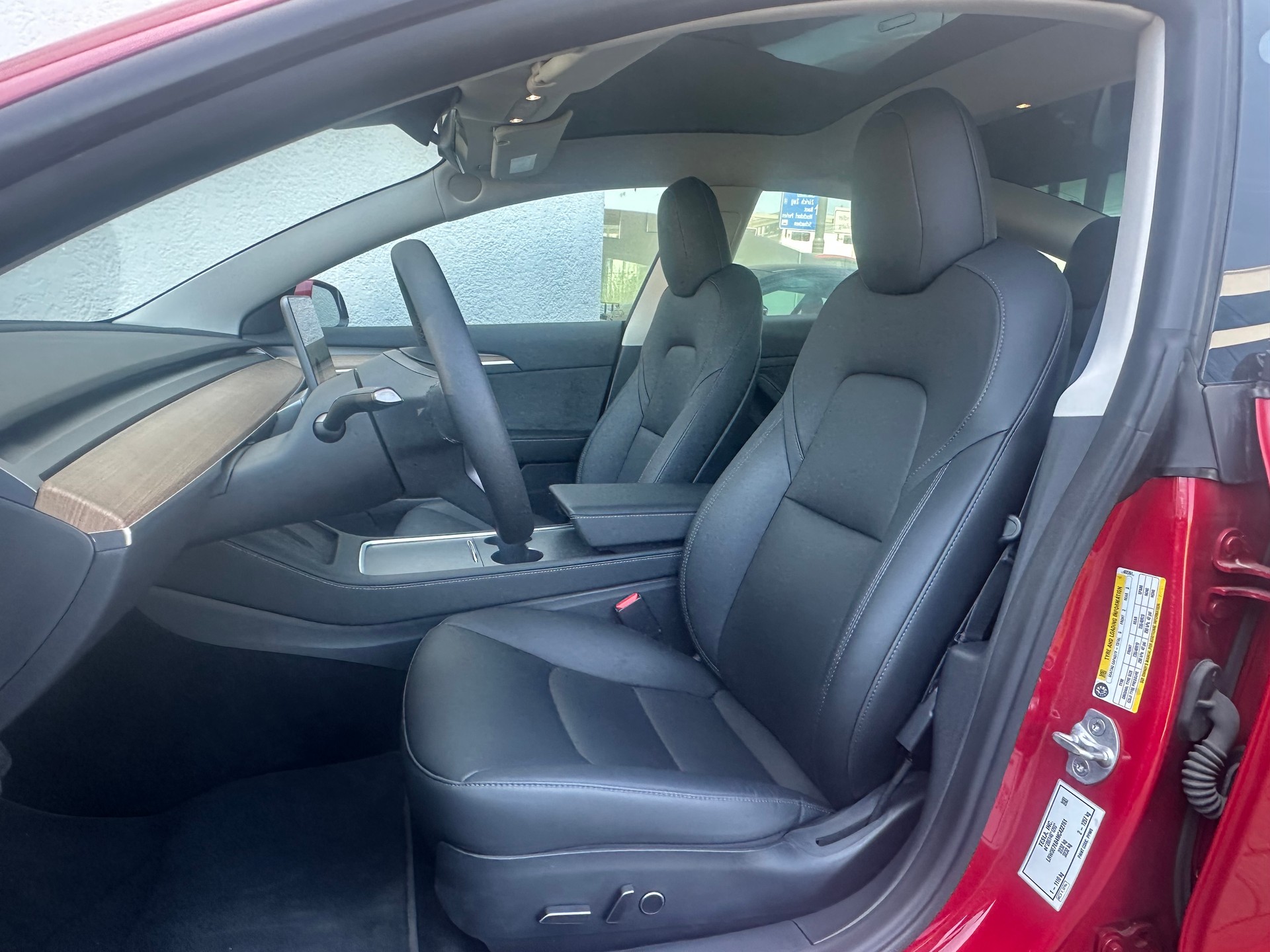 TESLA Model 3 Long Range Dual Motor AWD-image-7