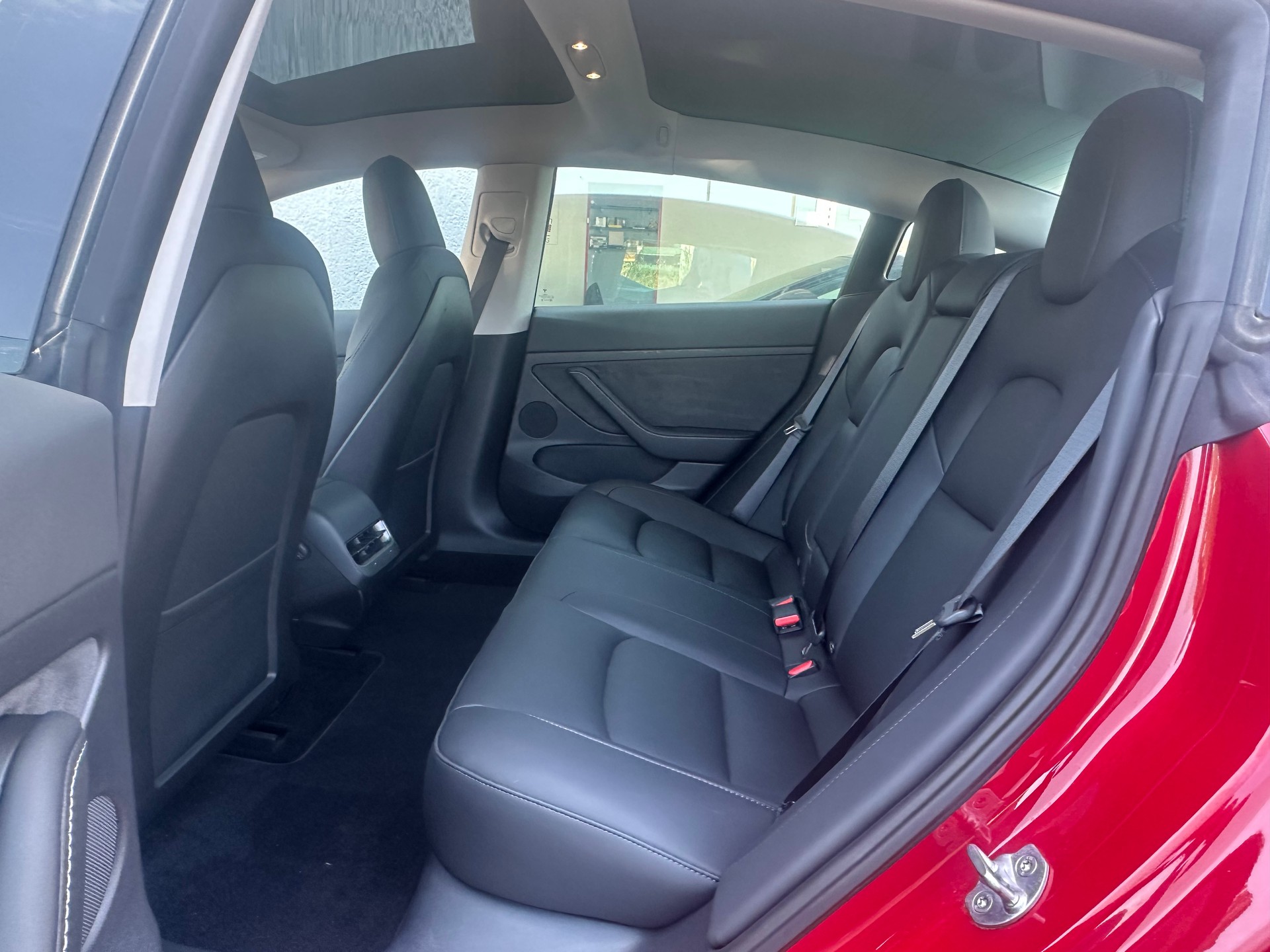 TESLA Model 3 Long Range Dual Motor AWD-image-6