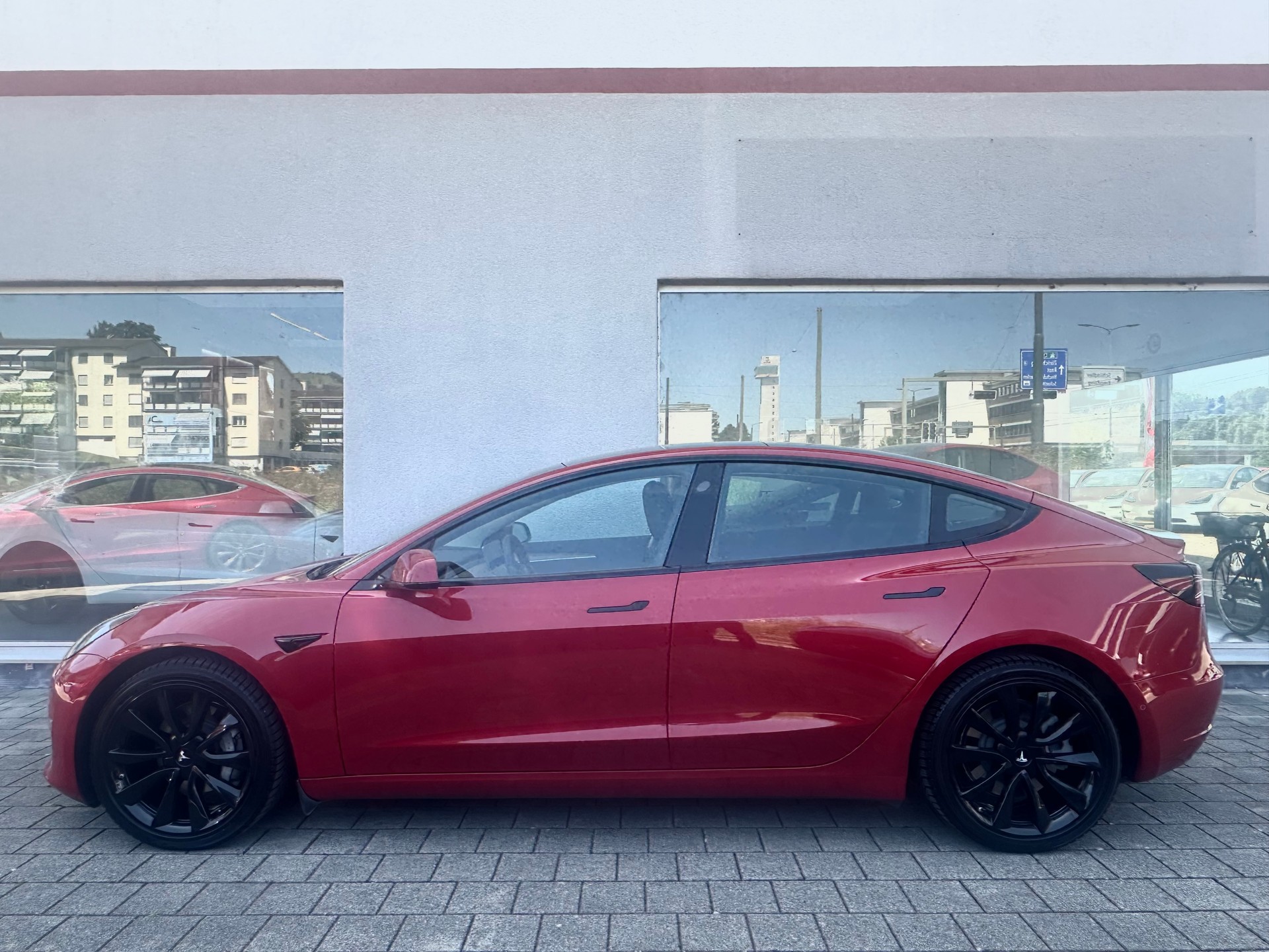 TESLA Model 3 Long Range Dual Motor AWD-image-4