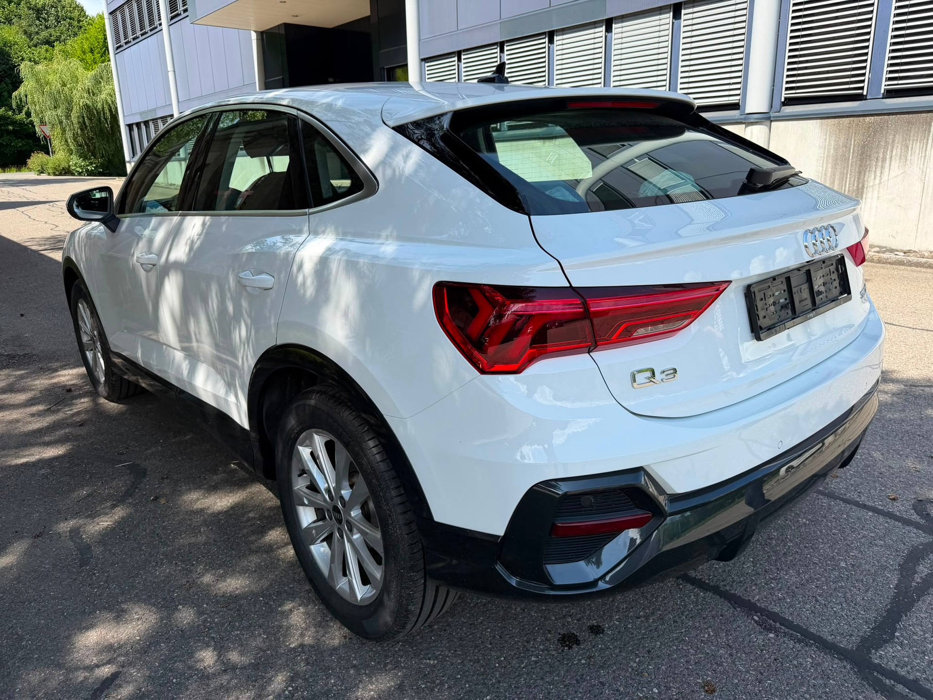 AUDI Q3 Sportback 35 TFSI 1.5-image-5