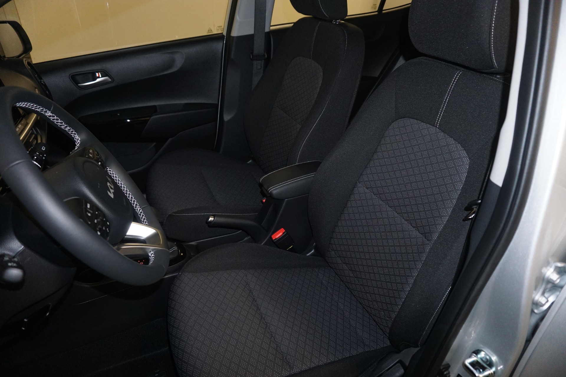 KIA Picanto 1.0 GDi First Edition-image-7