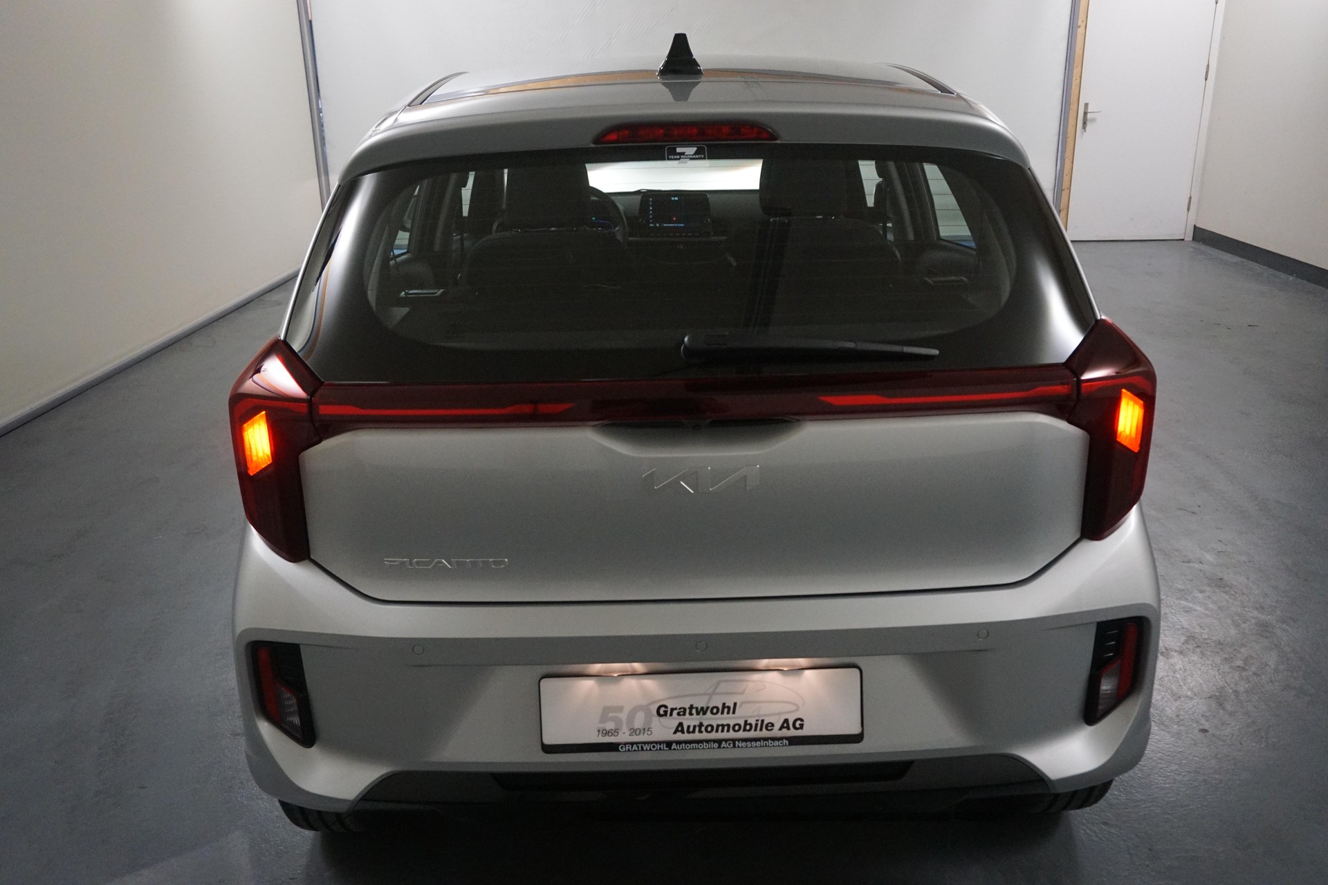 KIA Picanto 1.0 GDi First Edition-image-4