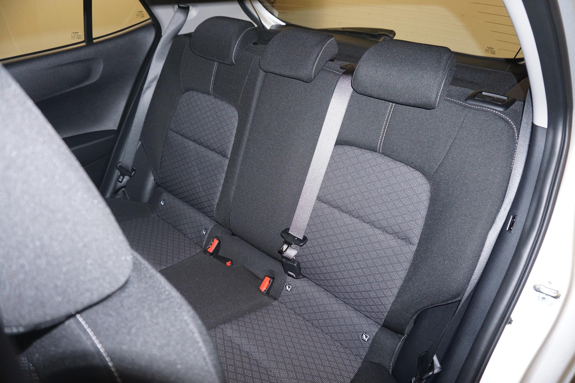 KIA Picanto 1.0 GDi First Edition-image-8