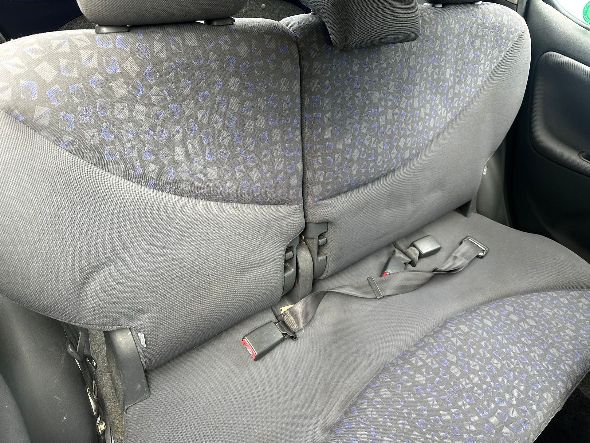 TOYOTA Yaris 1.4 D-4D Linea Sol-image-5