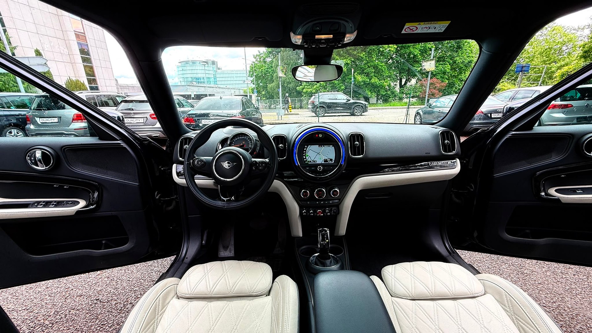 MINI Countryman Cooper S E ALL4 Steptronic-image-9