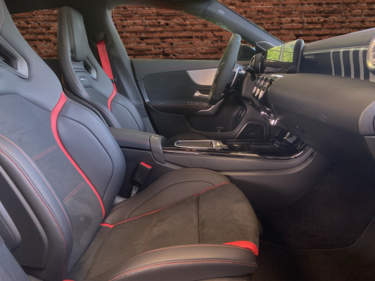 MERCEDES-BENZ CLA SB 35 AMG 8G-DCT 4M-image-11