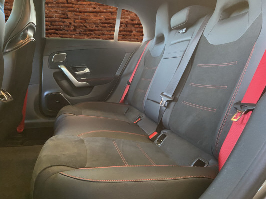 MERCEDES-BENZ CLA SB 35 AMG 8G-DCT 4M-image-13