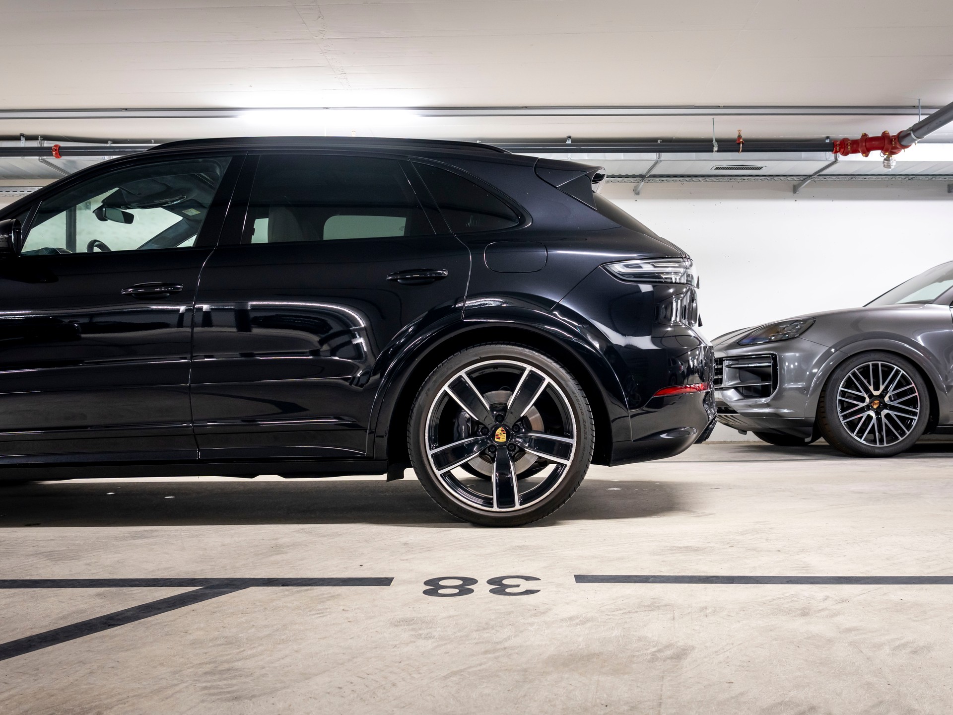PORSCHE Cayenne E-Hybrid Platinum Edition-image-9