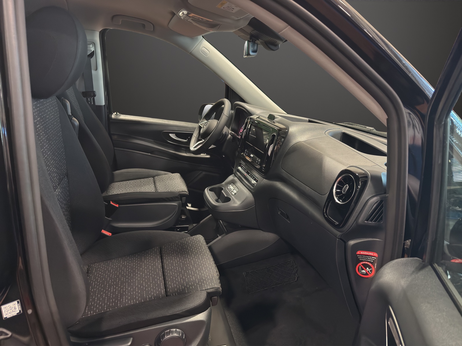MERCEDES-BENZ Vito 119 CDI Lang Tourer 9G-Tronic 4M Select-image-9