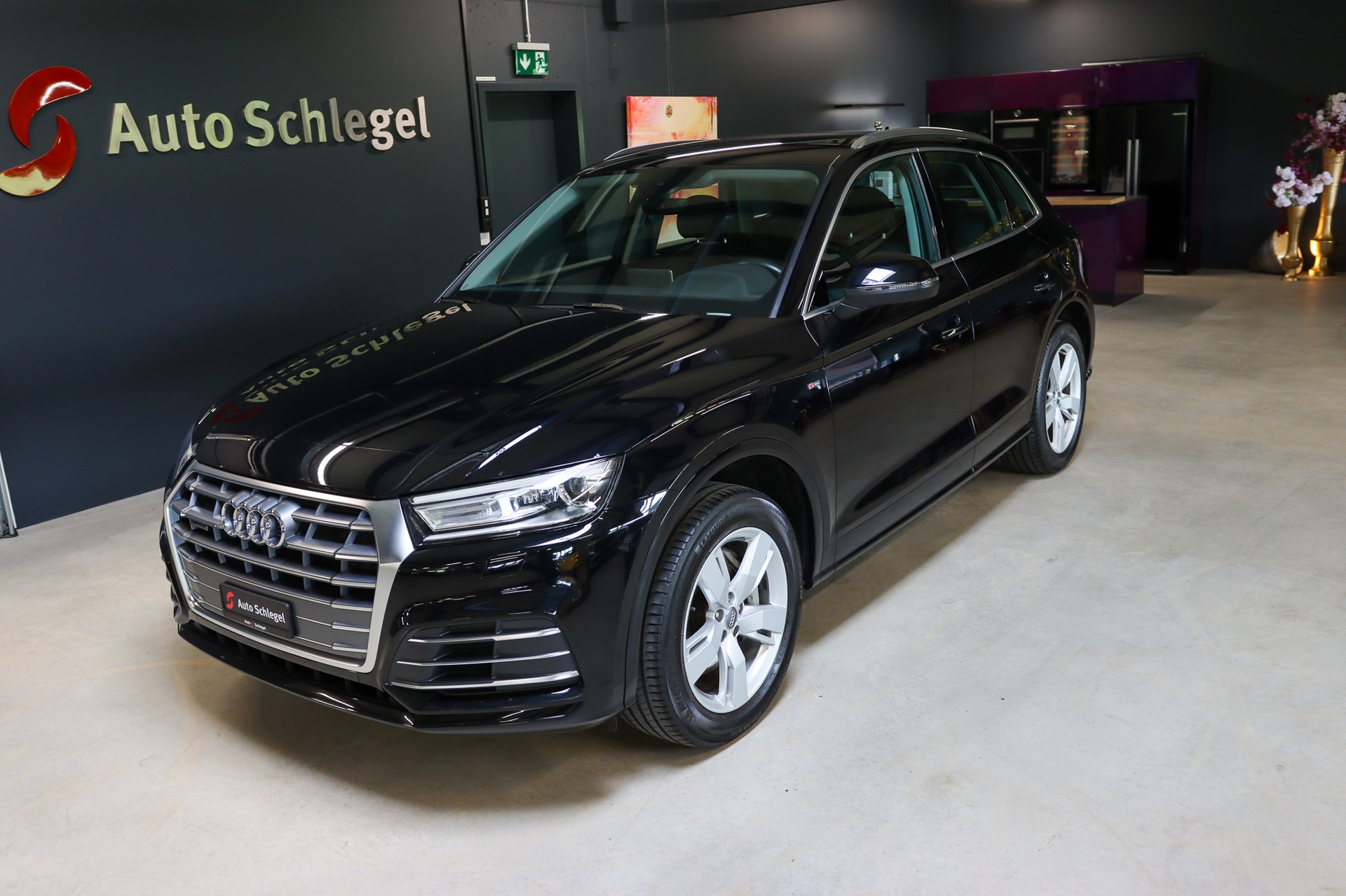 AUDI Q5 55 TFSI e quattro-image-7