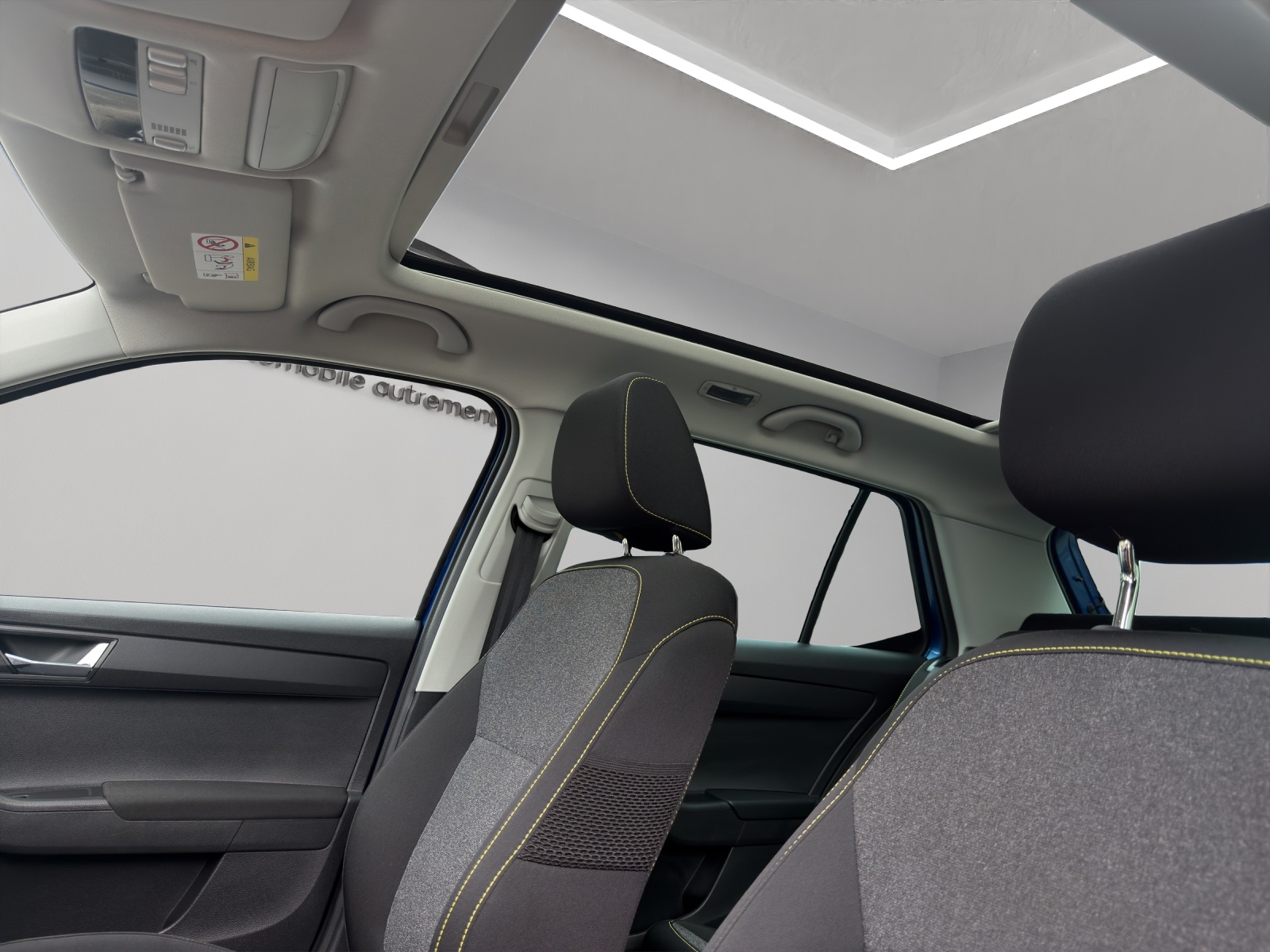 SKODA Fabia 1.0 TSI Soleil DSG-image-15