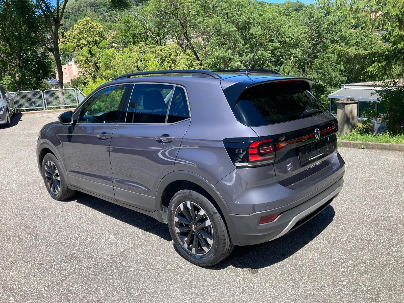 VW T-Cross 1.0 TSI Life Limited DSG-image-4