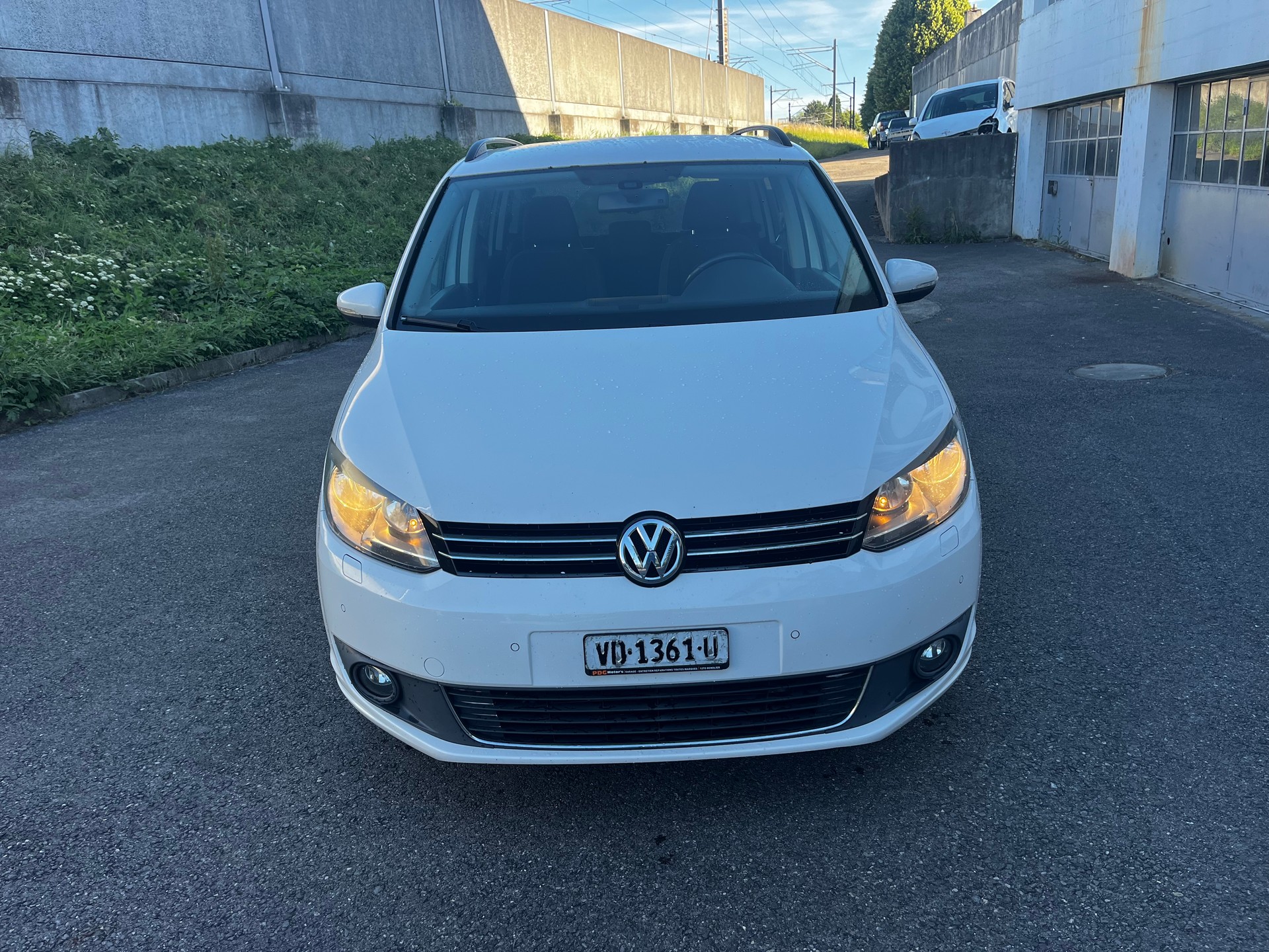 VW Touran 1.4 TSI Comfortline 7 places-image-1