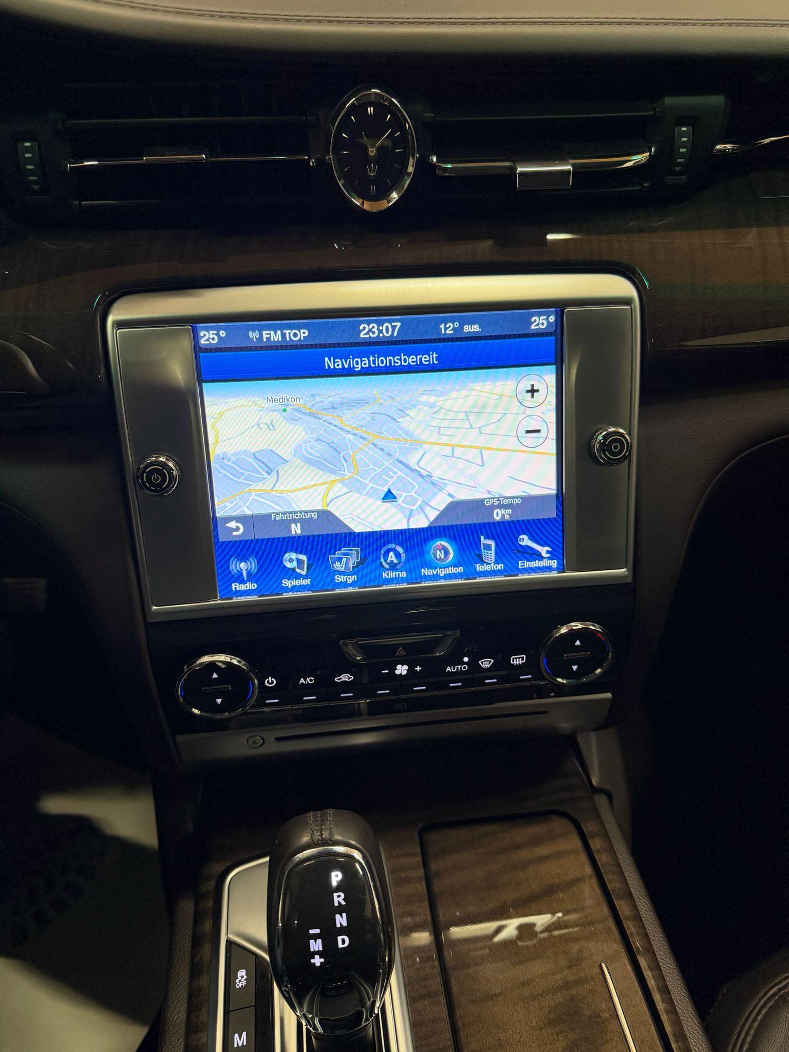 MASERATI Quattroporte 3.0 V6 S Q4-image-23