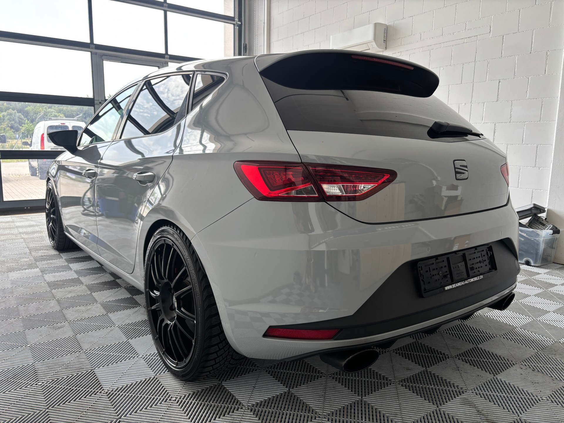 SEAT Leon 2.0 TSI Cupra 280-image-3