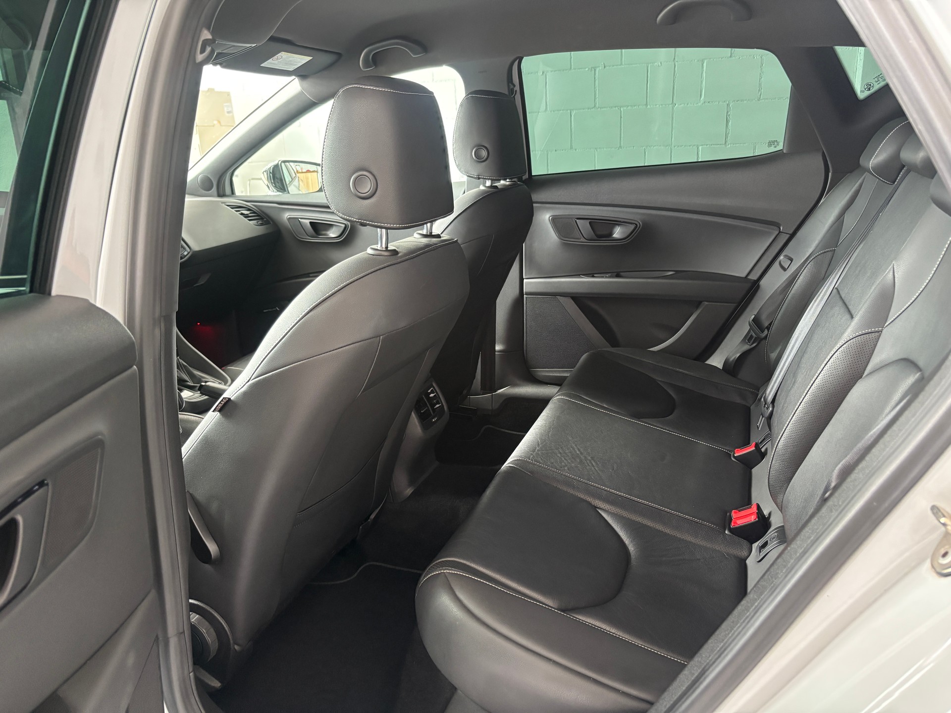 SEAT Leon 2.0 TSI Cupra 280-image-10