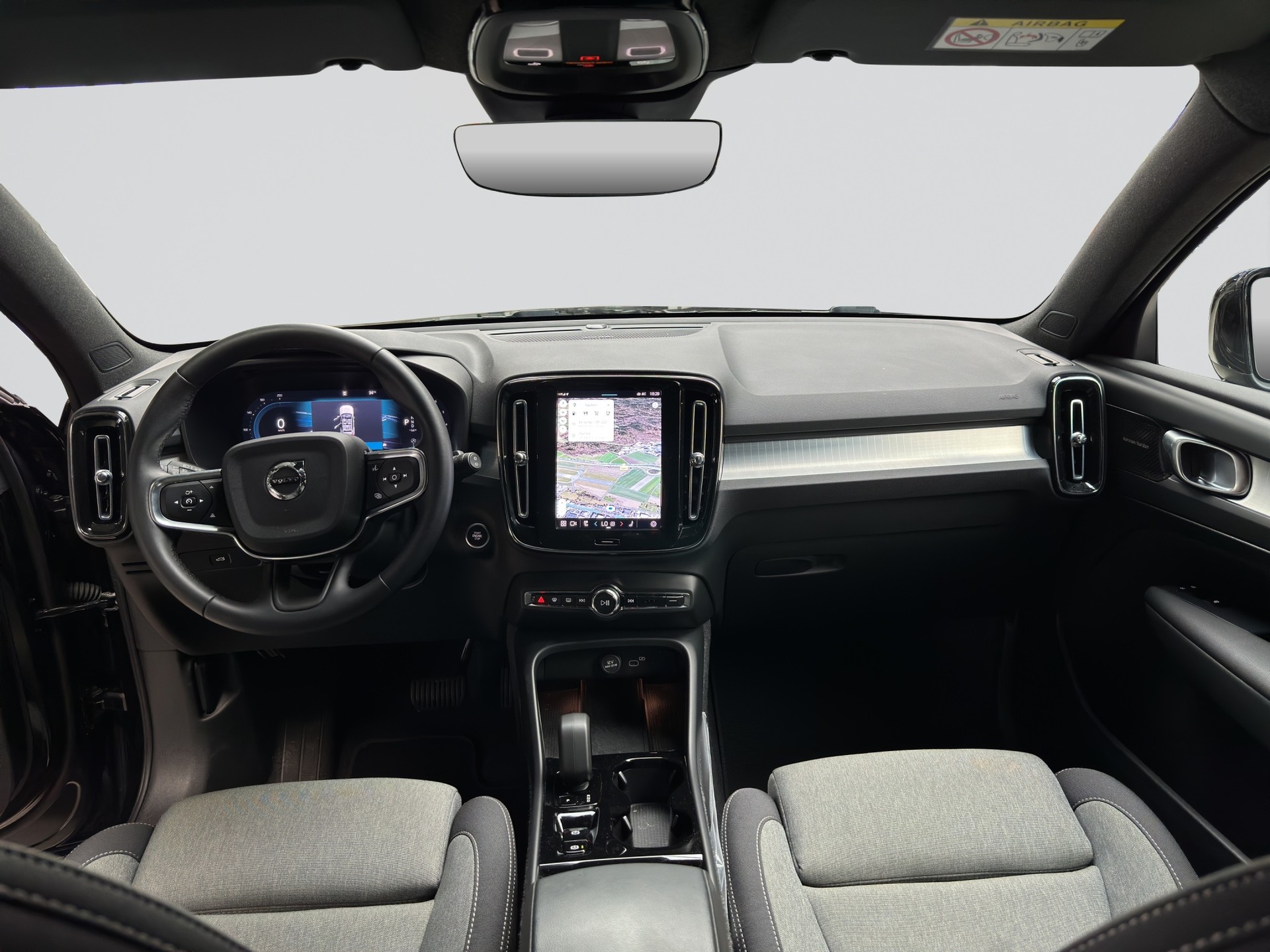VOLVO XC40 B3 Benzin Mild Hybrid Plus Black Edition-image-13