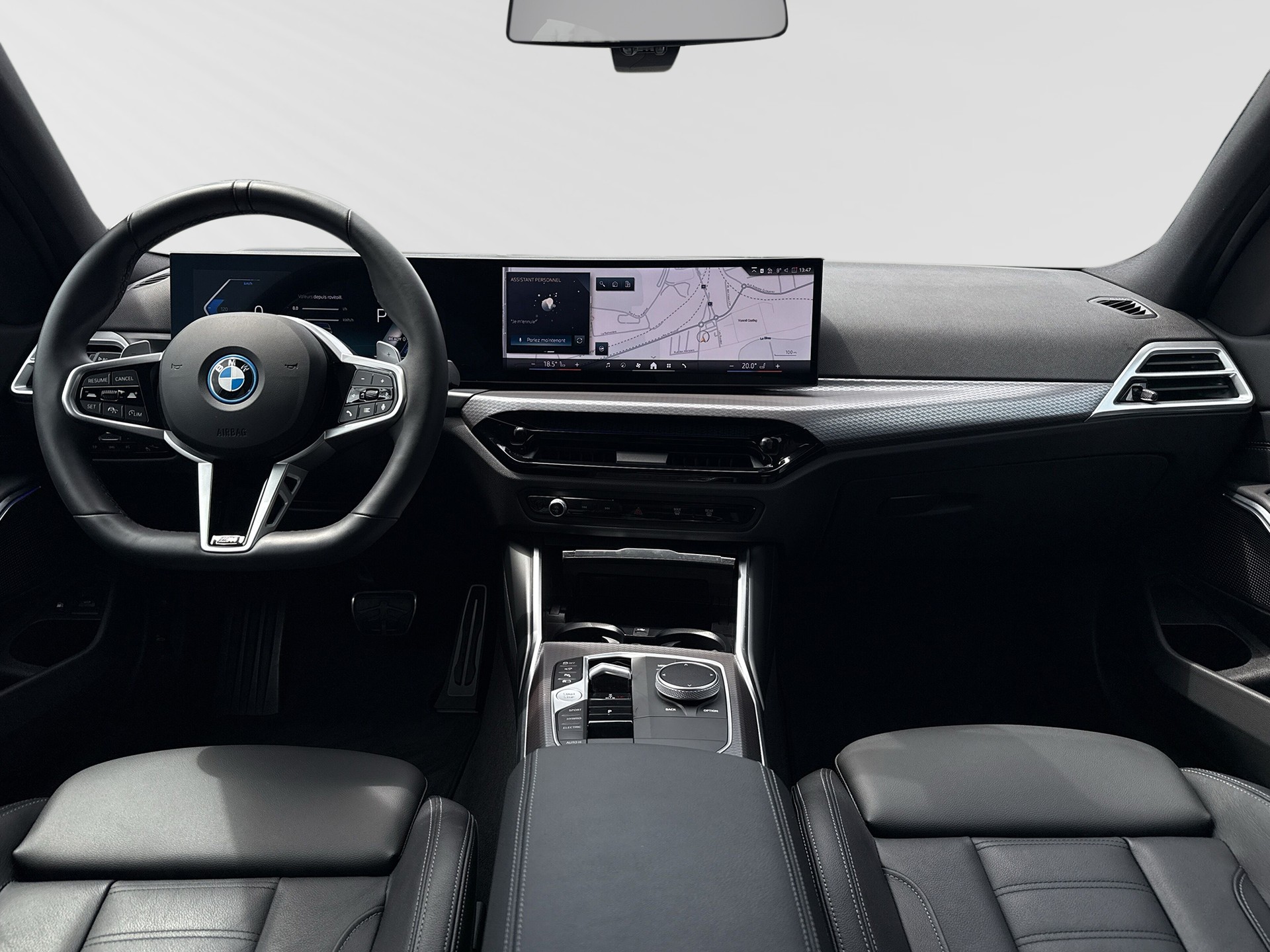 BMW 330e xDrive Steptronic M Sport-image-5