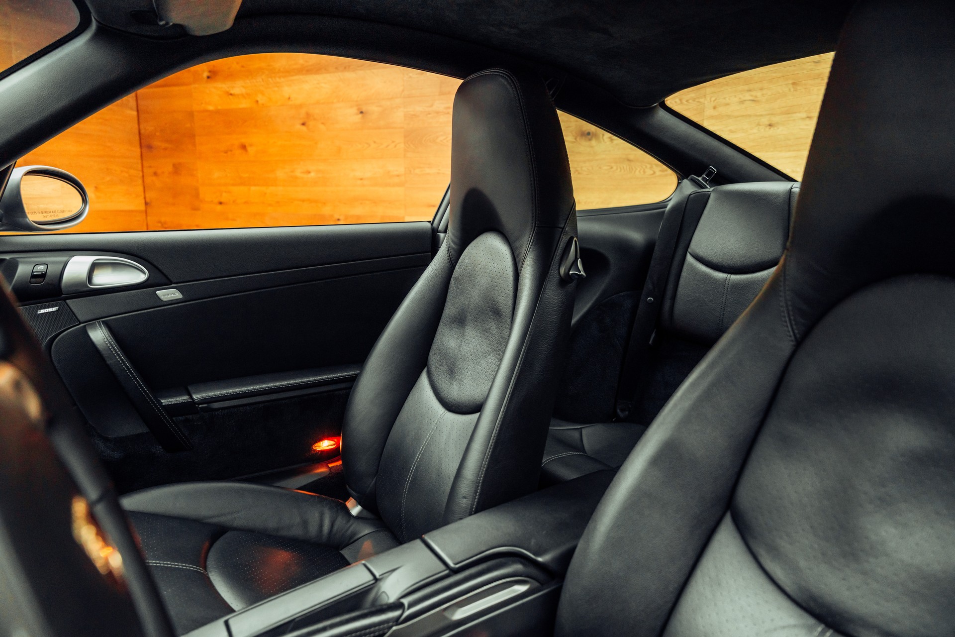 PORSCHE 911 Carrera-image-7