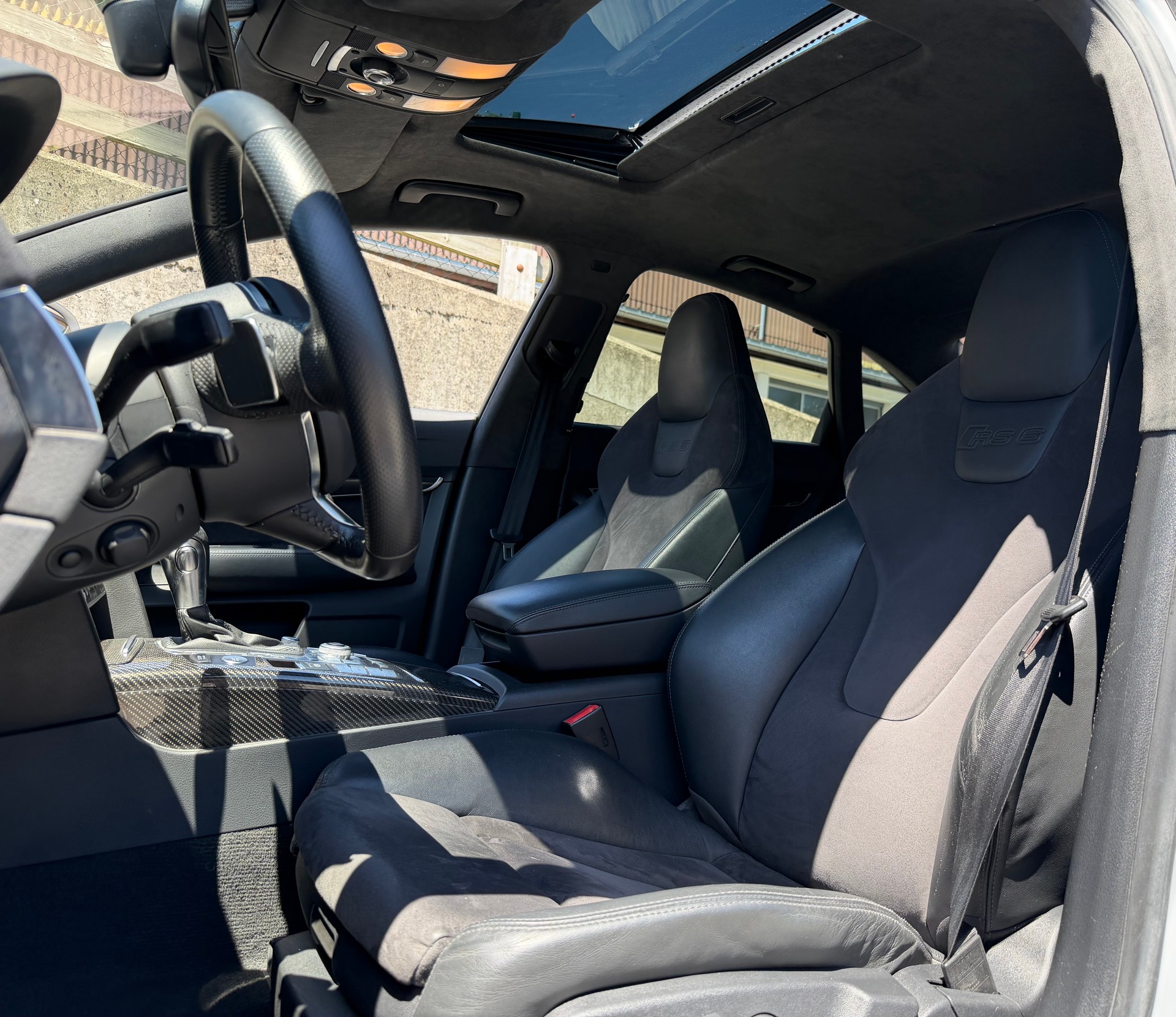 AUDI RS6 Limousine 5.0 TFSI V10 quattro tiptronic-image-8