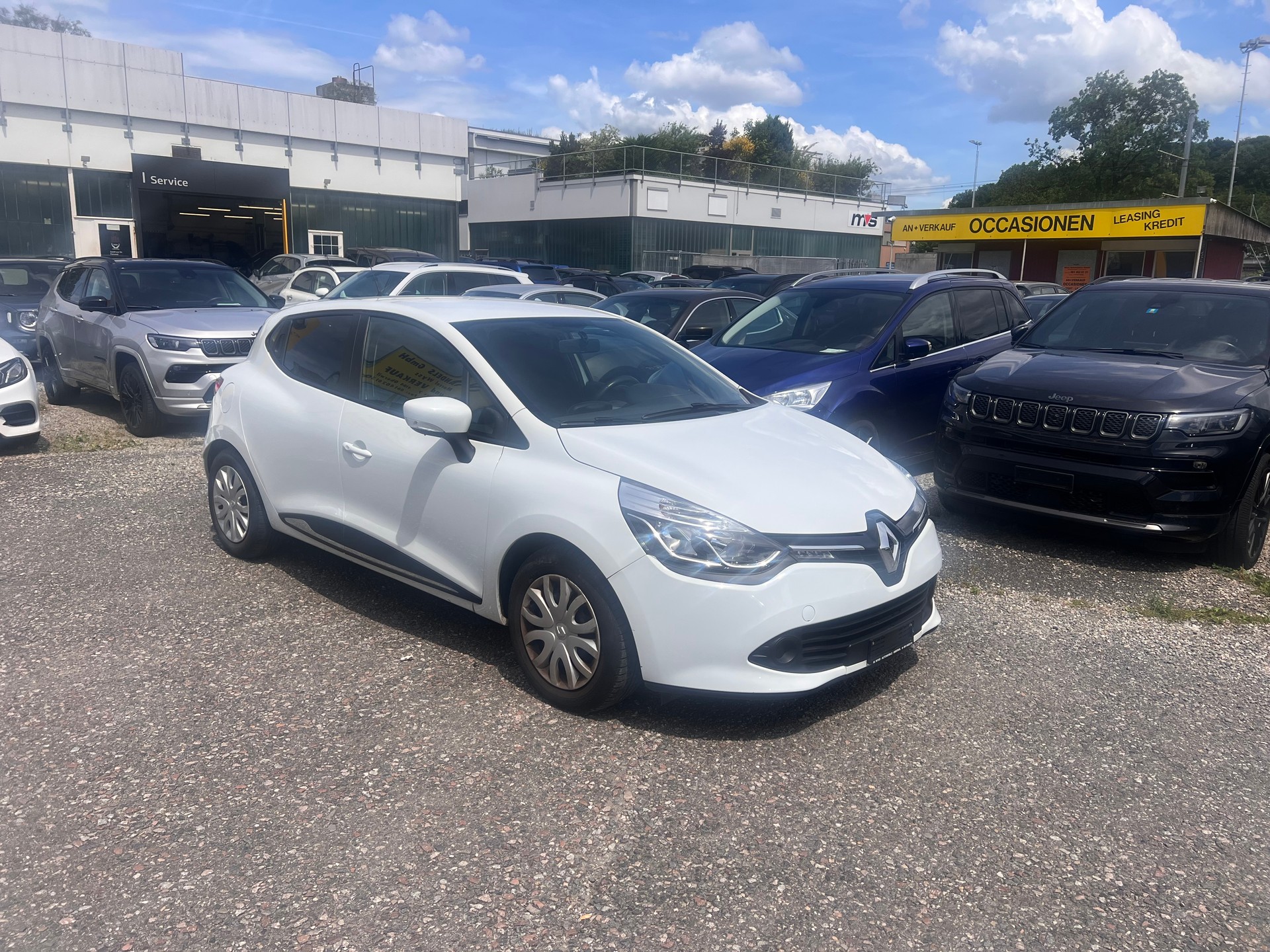 RENAULT Clio 1.5 dCi Expression-image-1
