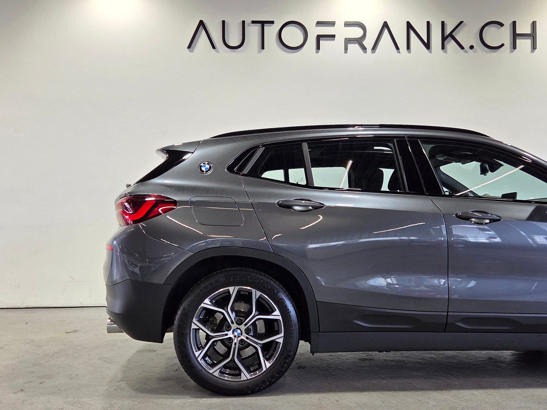 BMW X2 20i xDrive SAG-image-17