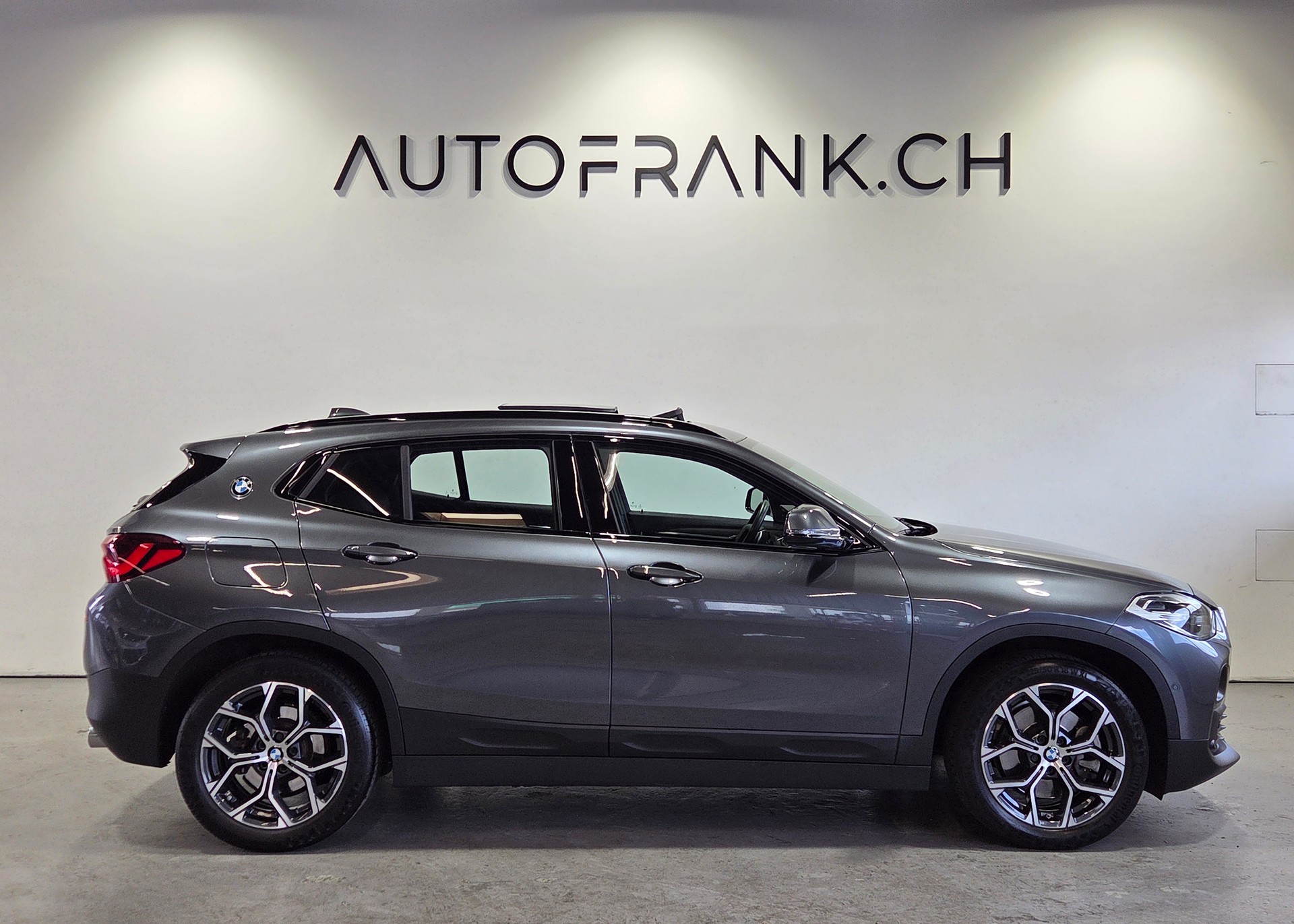 BMW X2 20i xDrive SAG-image-1
