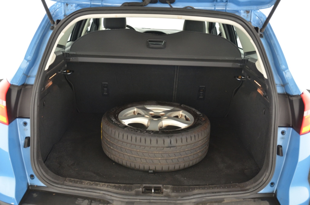 FORD Focus 1.5 TDCi ECO Titanium-image-24