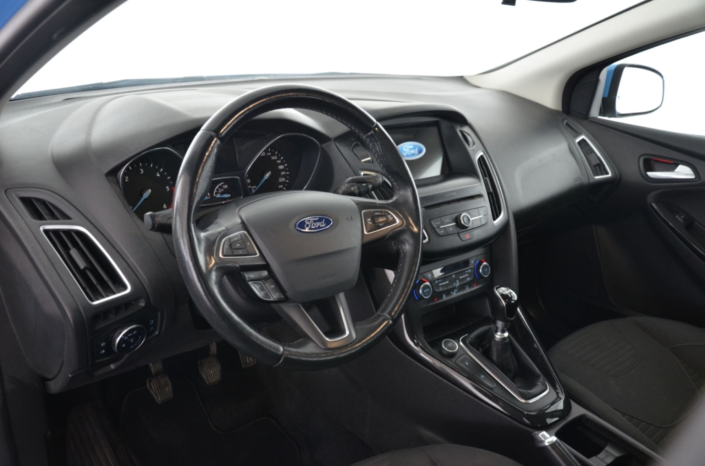 FORD Focus 1.5 TDCi ECO Titanium-image-10