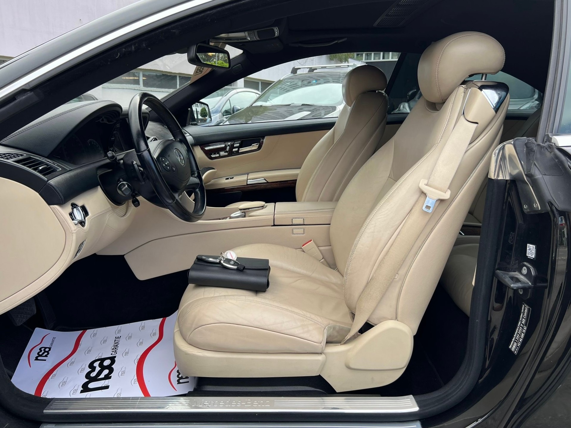 MERCEDES-BENZ CL 500 4Matic 7G-Tronic-image-6