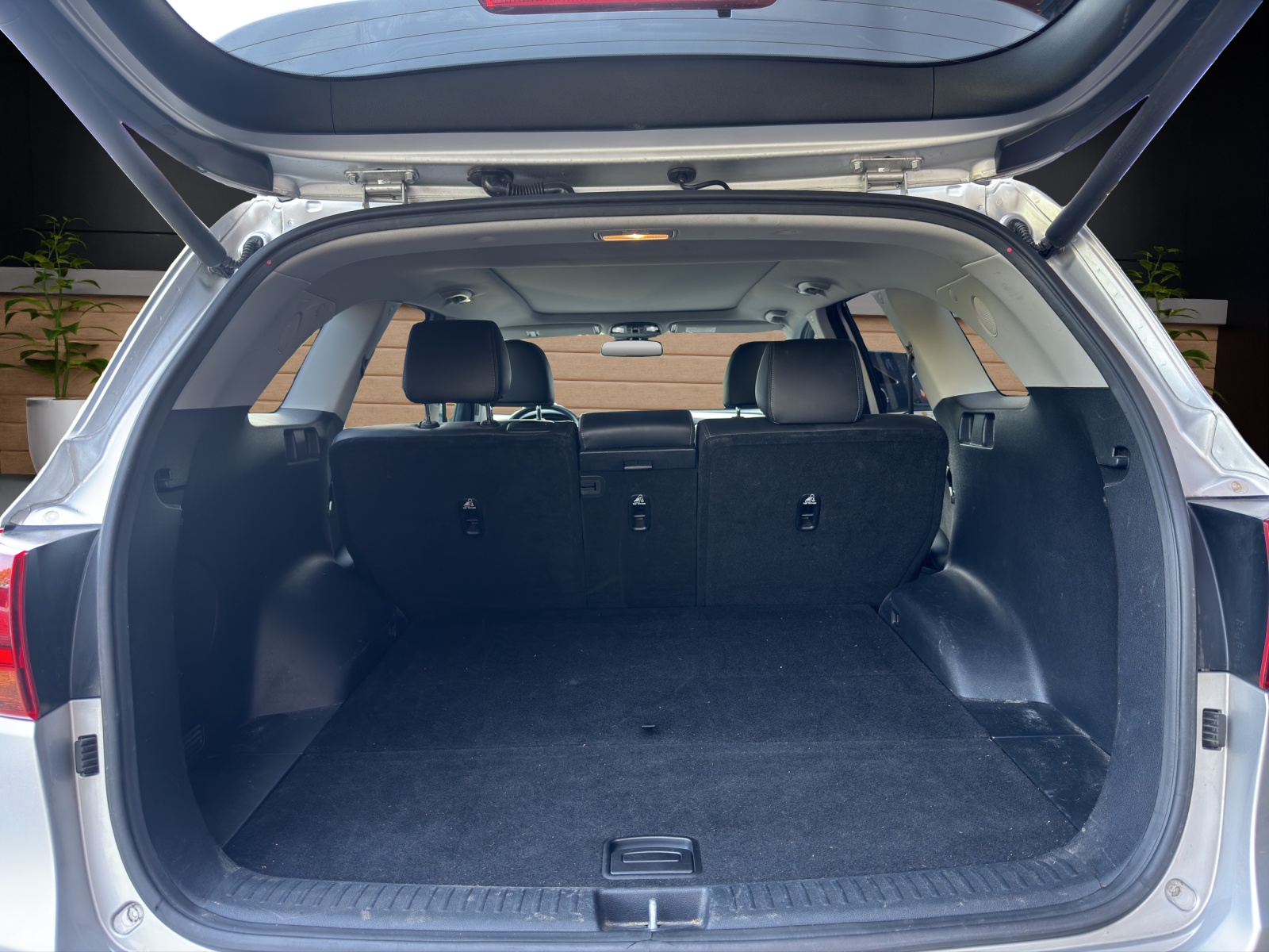 KIA Sorento-image-8