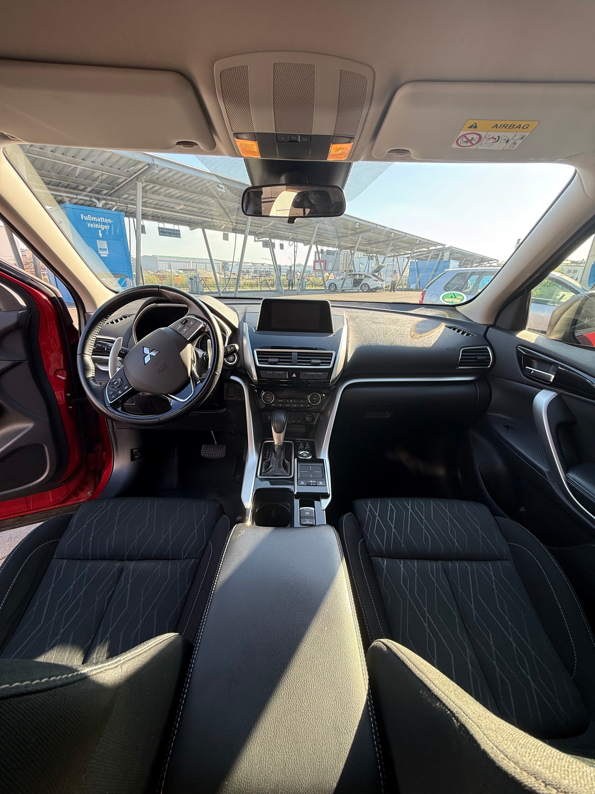 MITSUBISHI 1.5 T Value-image-4