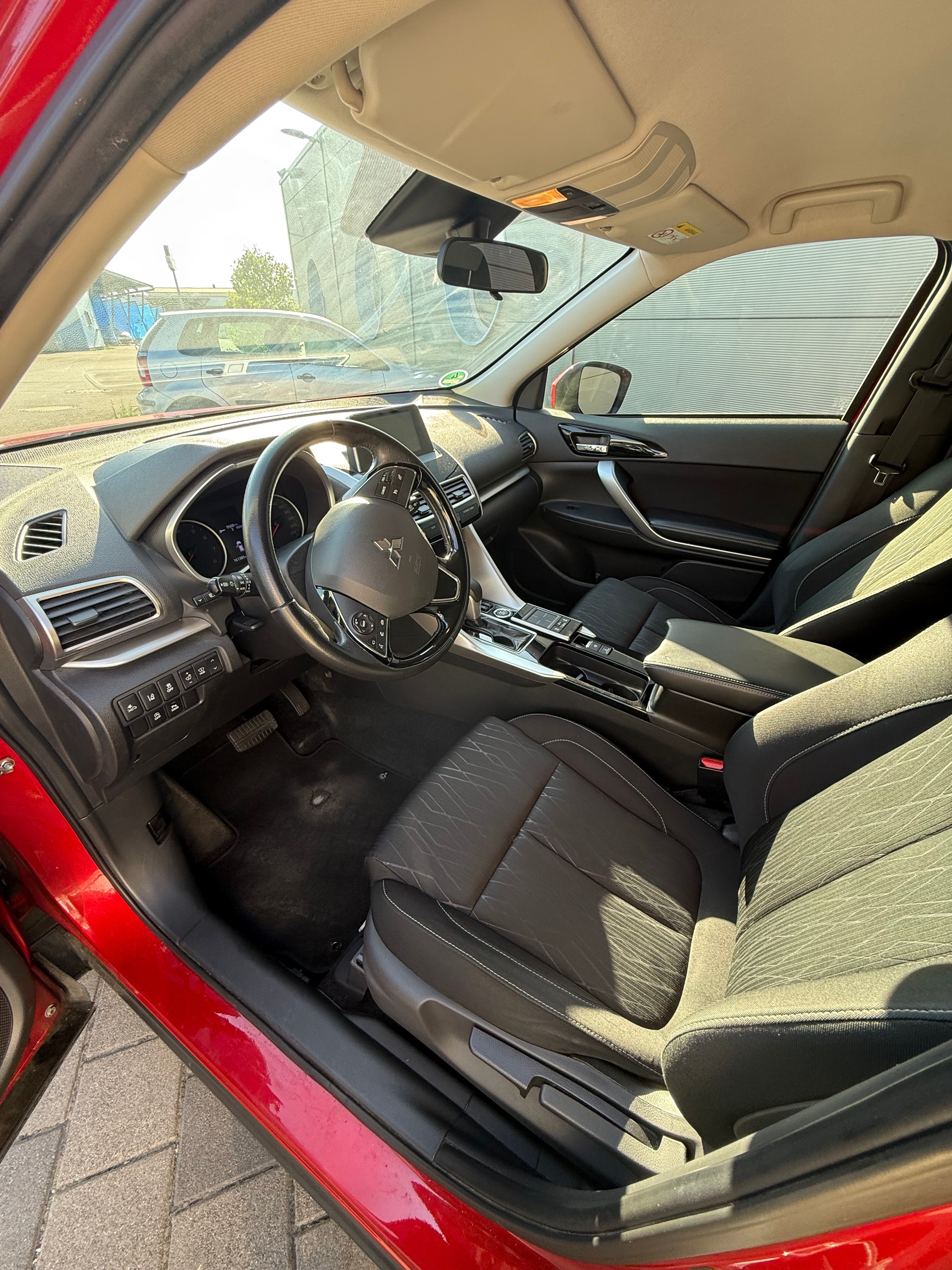 MITSUBISHI 1.5 T Value-image-3