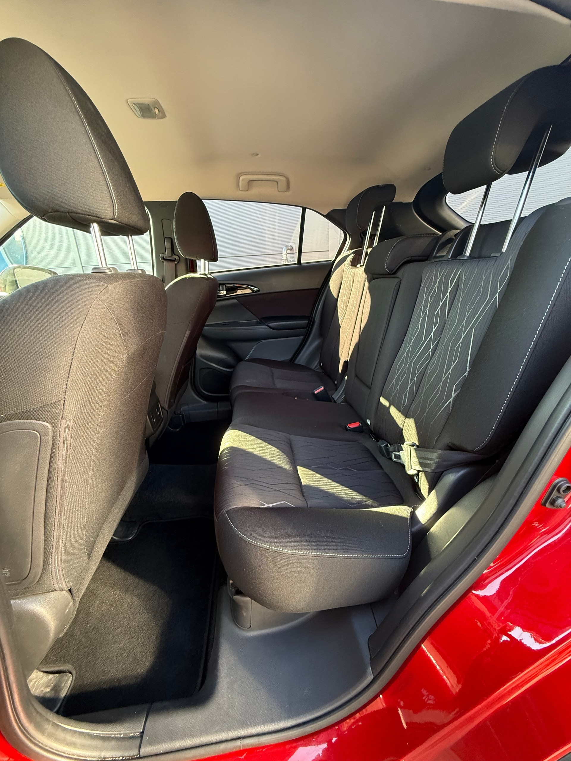 MITSUBISHI 1.5 T Value-image-9