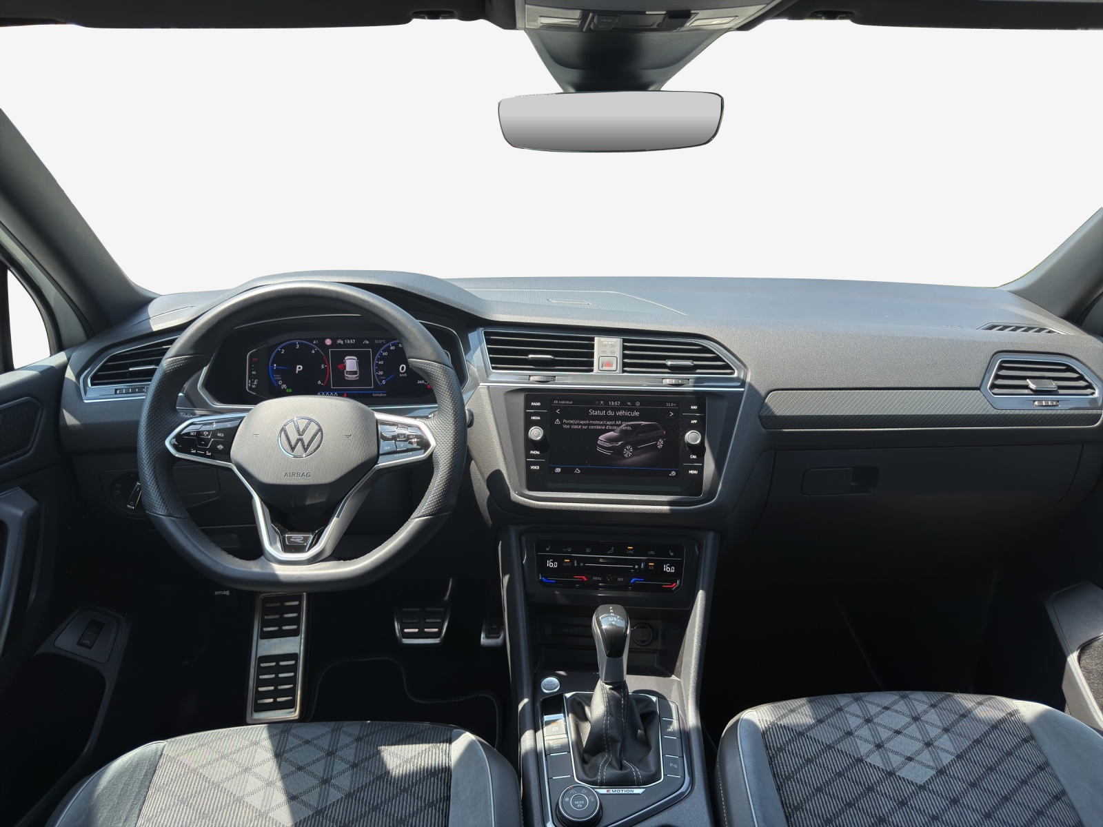 VW Tiguan Allspace 2.0 TDI SCR R-Line 4Motion DSG-image-8