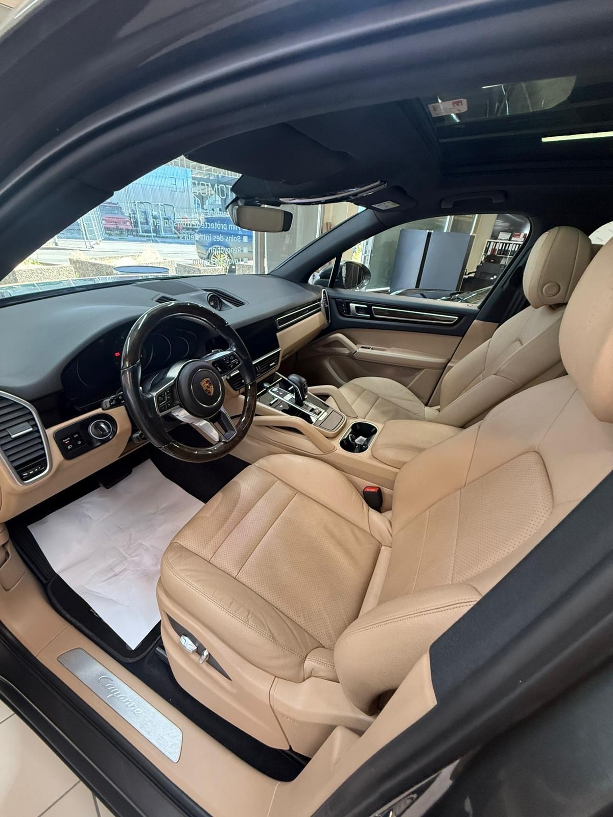PORSCHE Cayenne-image-5