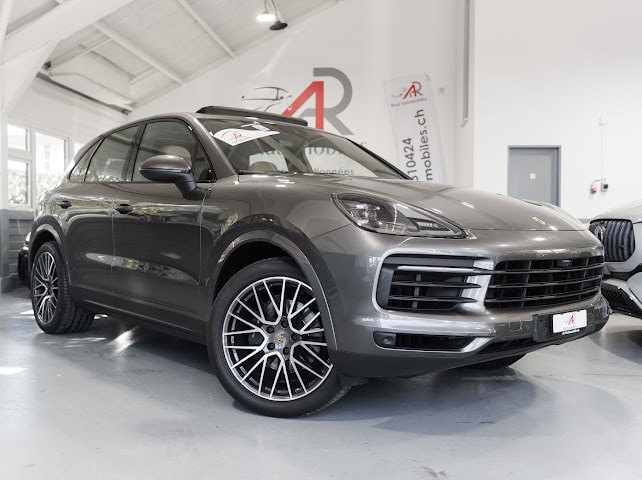 PORSCHE Cayenne-image-3