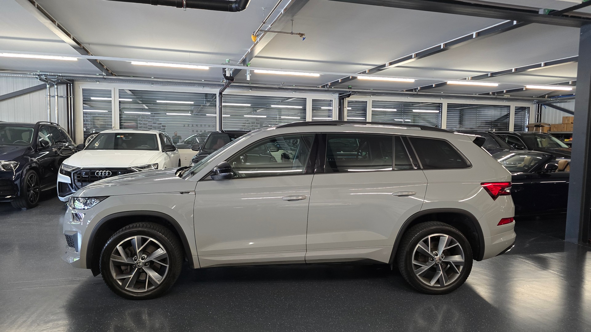 SKODA Kodiaq 2.0 TDI CR SportLine 4x4 DSG-image-9