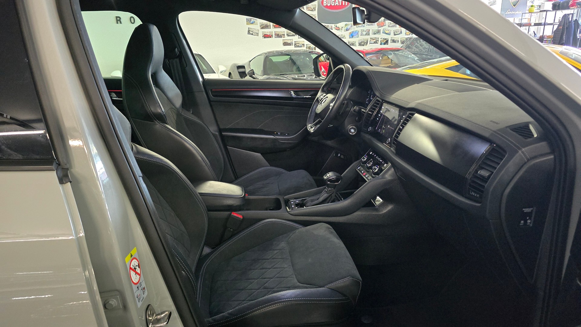 SKODA Kodiaq 2.0 TDI CR SportLine 4x4 DSG-image-22