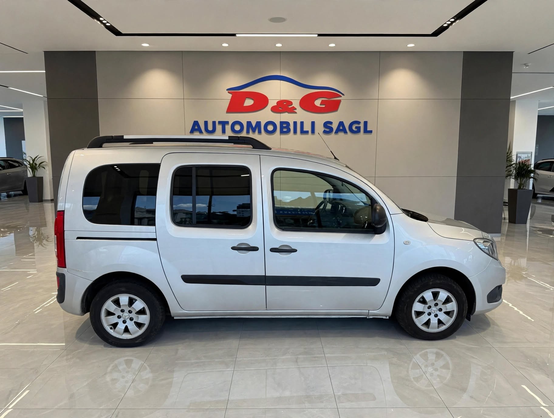 MERCEDES-BENZ Citan Tourer 111 CDI L 5-Plätzer/5 places