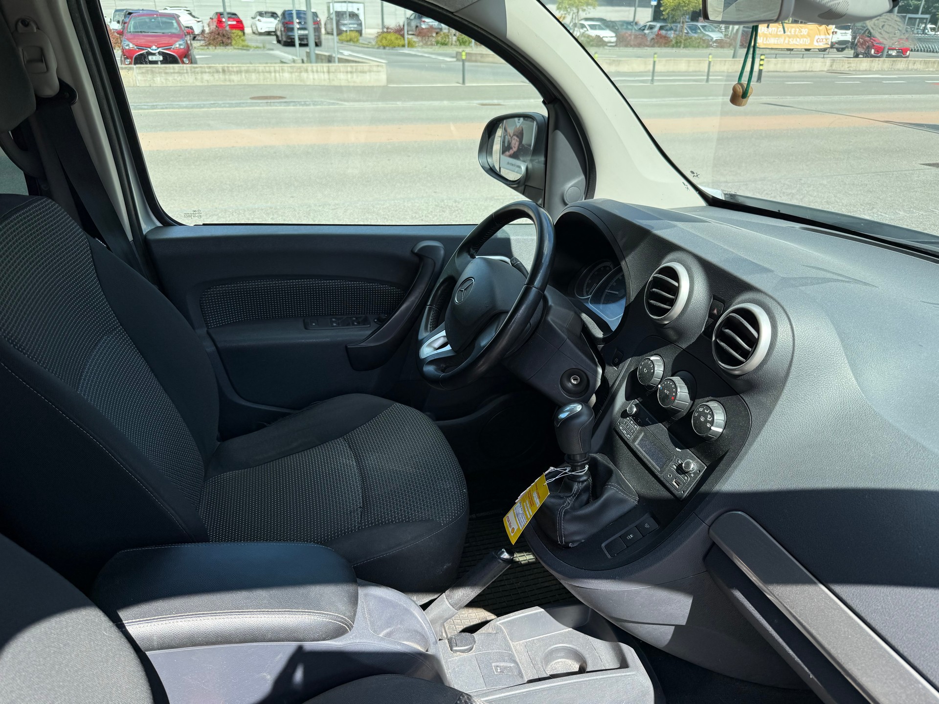 MERCEDES-BENZ Citan Tourer 111 CDI L 5-Plätzer/5 places-image-8
