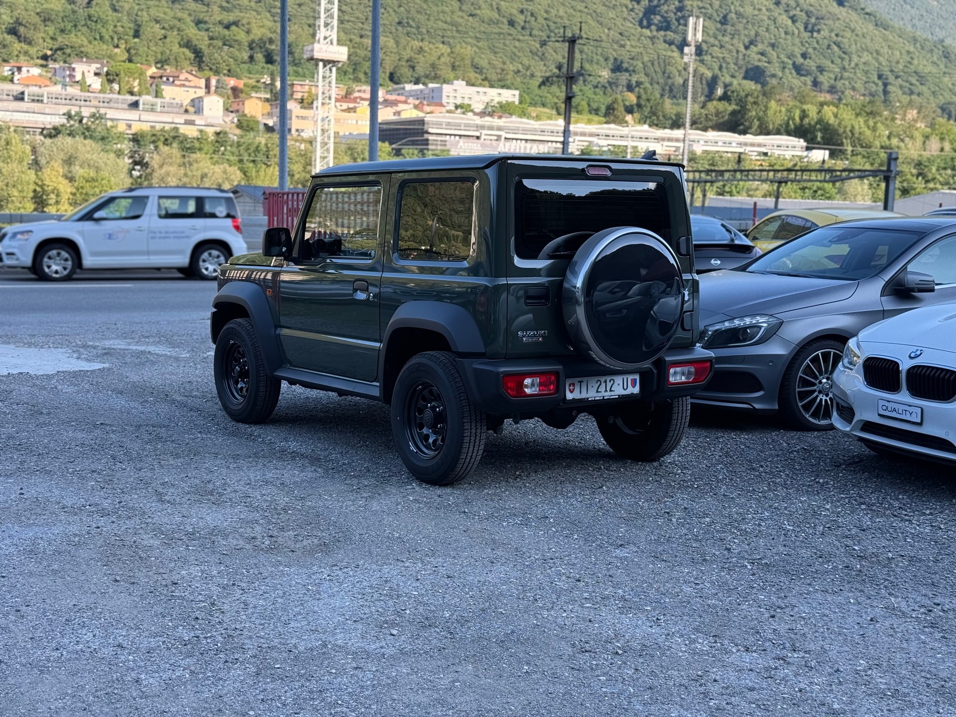 SUZUKI Jimny 1.5 Swiss Edition Compact+ 4x4-image-3