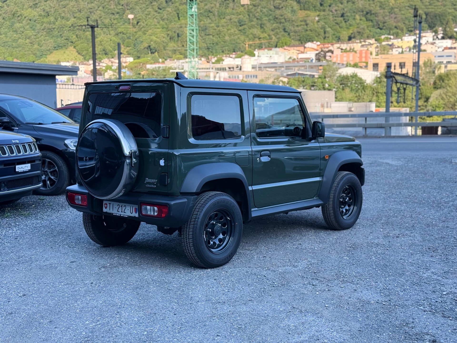 SUZUKI Jimny 1.5 Swiss Edition Compact+ 4x4-image-2