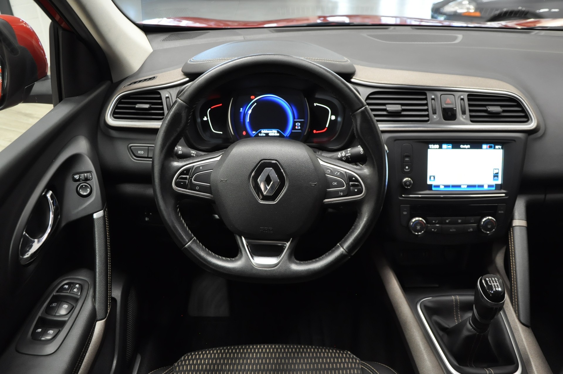 RENAULT Kadjar 1.2 16V Turbo Life-image-17