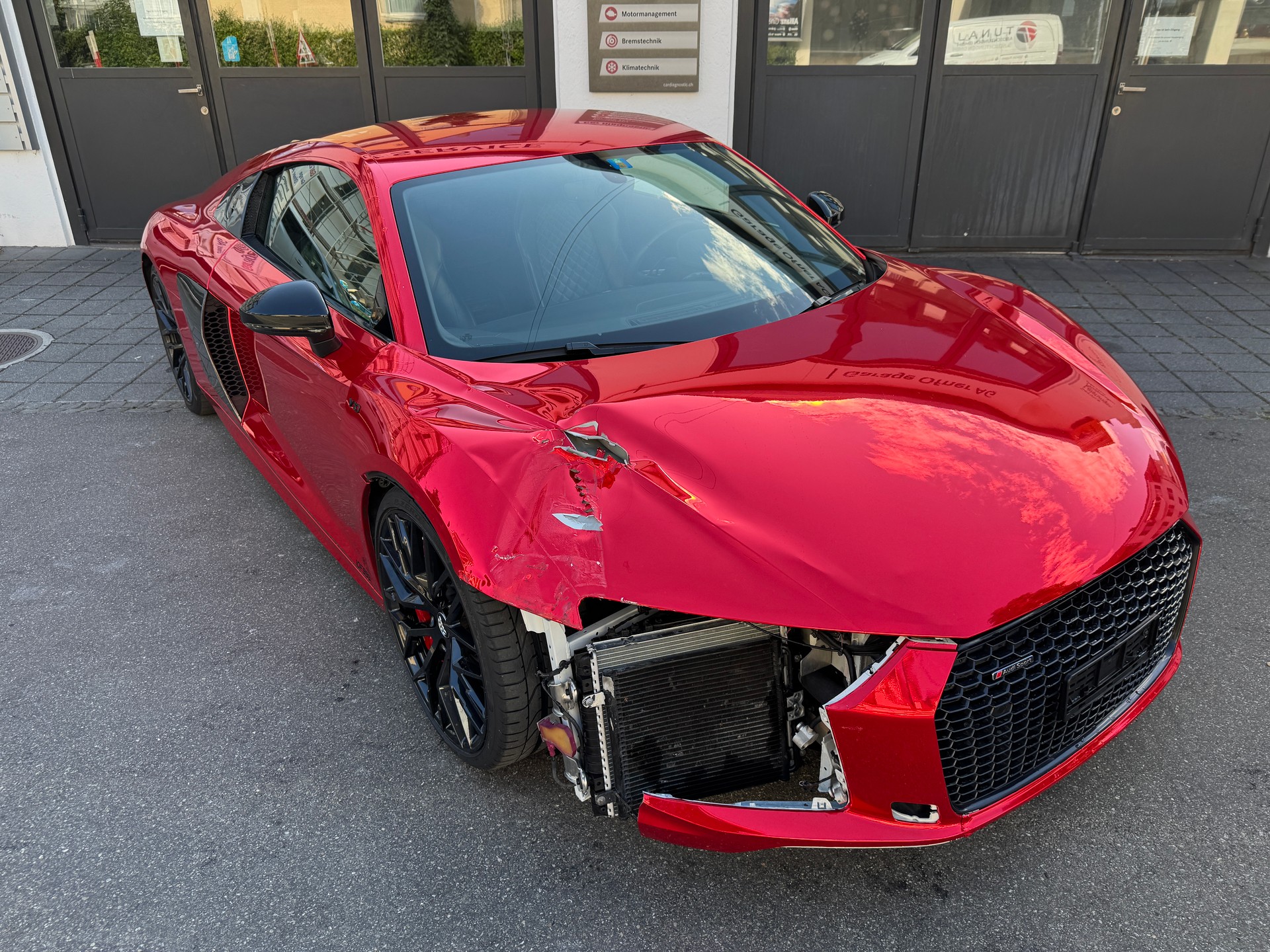 AUDI R8 Coupé 5.2 RWS S-Tronic-showroom-element-3