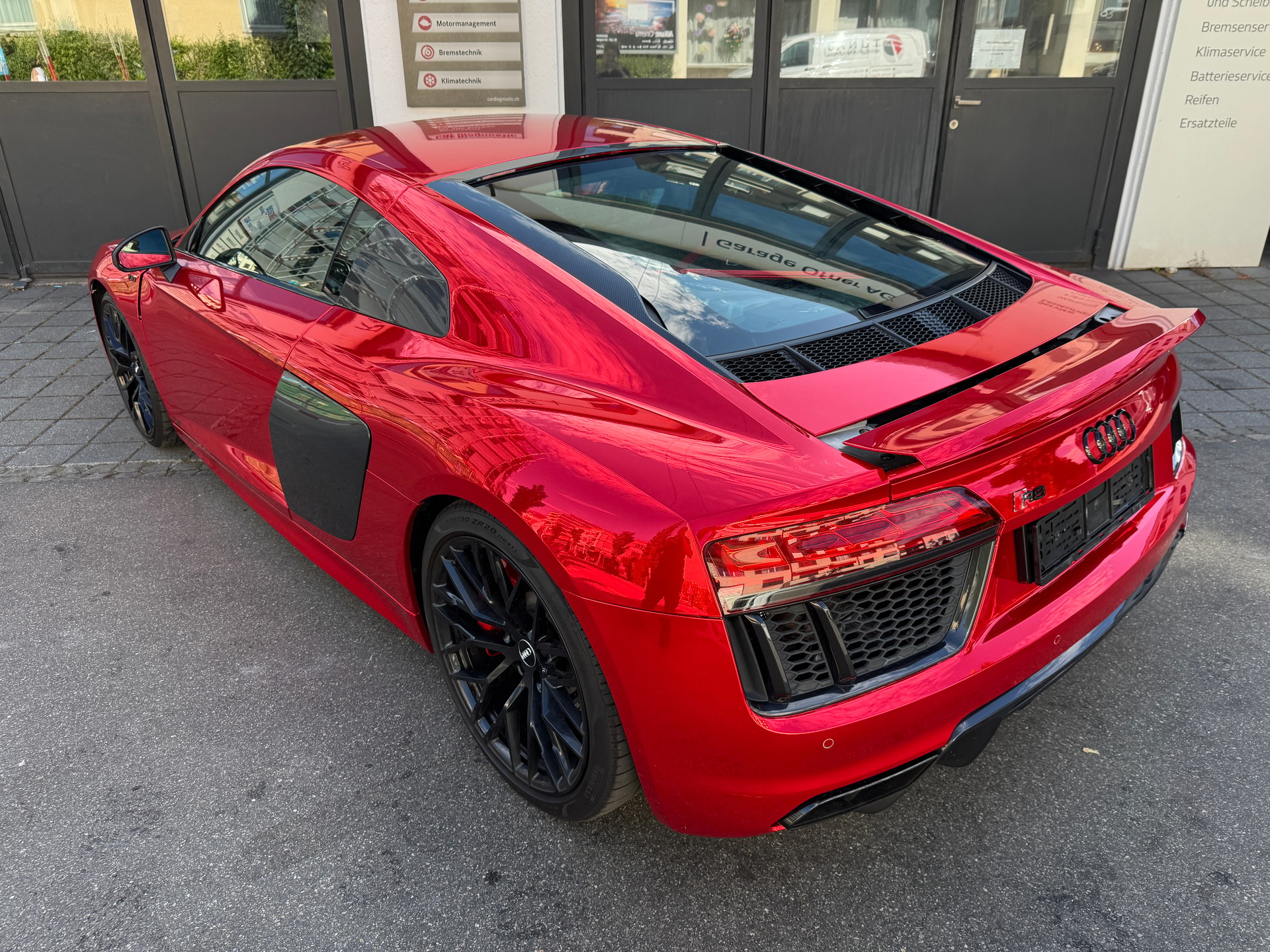 AUDI R8 Coupé 5.2 RWS S-Tronic-image-10
