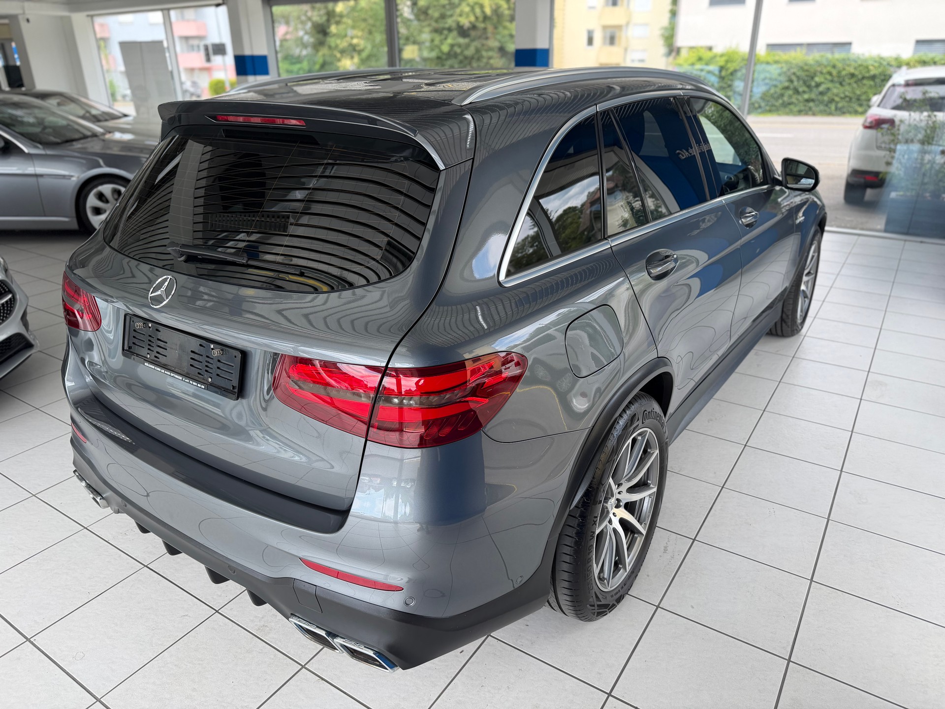 MERCEDES-BENZ GLC 63 AMG 4Matic+ 9G-Tronic-image-4